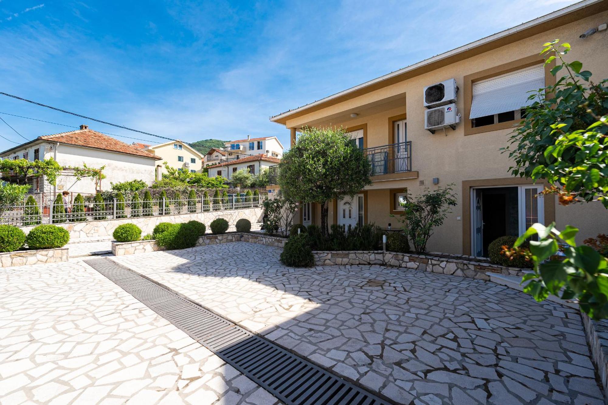 Raicevic Residence ติวัต ภายนอก รูปภาพ