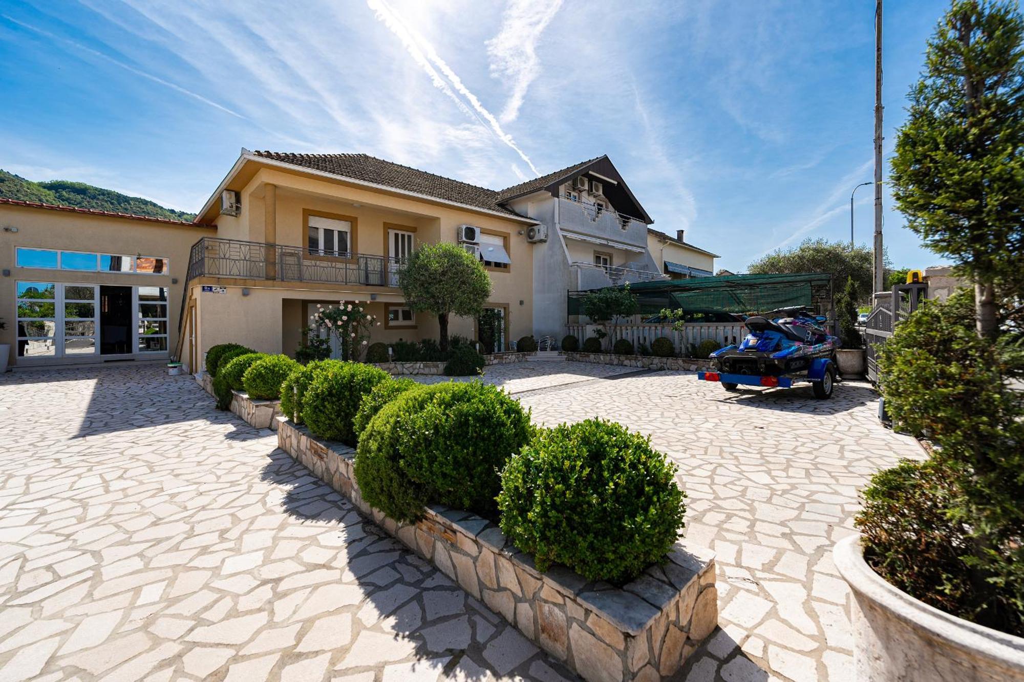 Raicevic Residence ติวัต ภายนอก รูปภาพ
